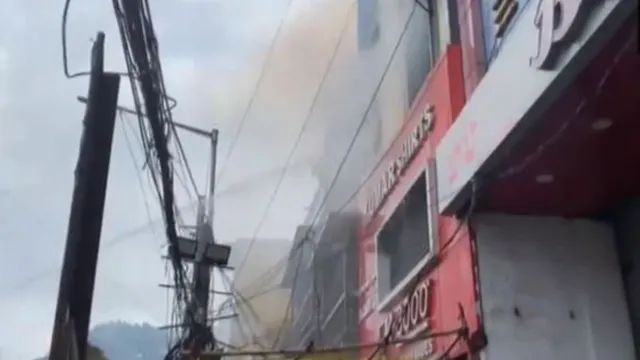 telangana-fire-breaks-out-at-garment-shop-in-hyderabad-old-city